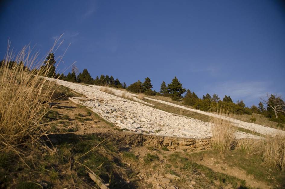 Close-up of white limestone rocks forming part of the M