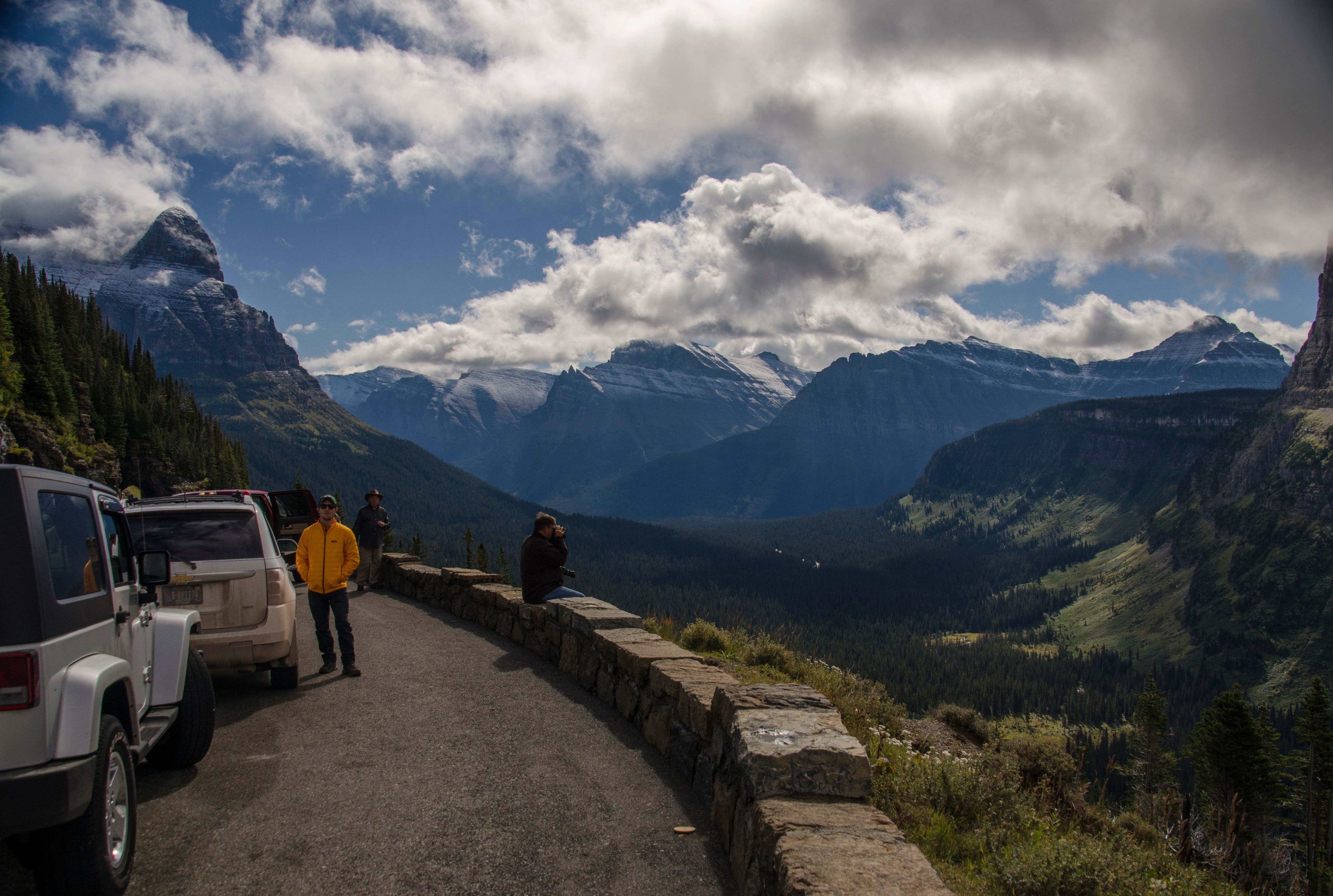 Pullout with mountain view