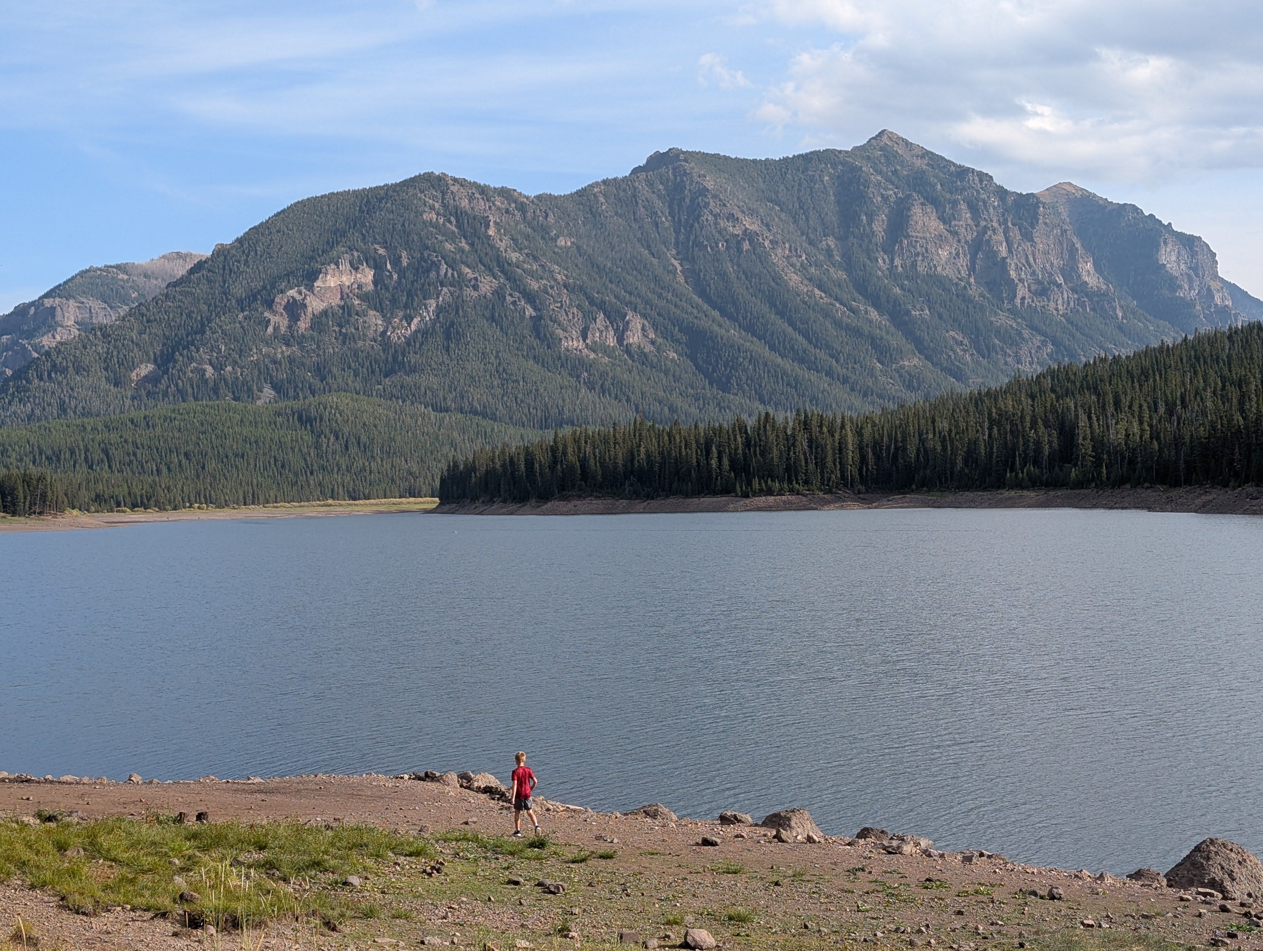 Hyalite Reservoir shoreline with mountain backdrop