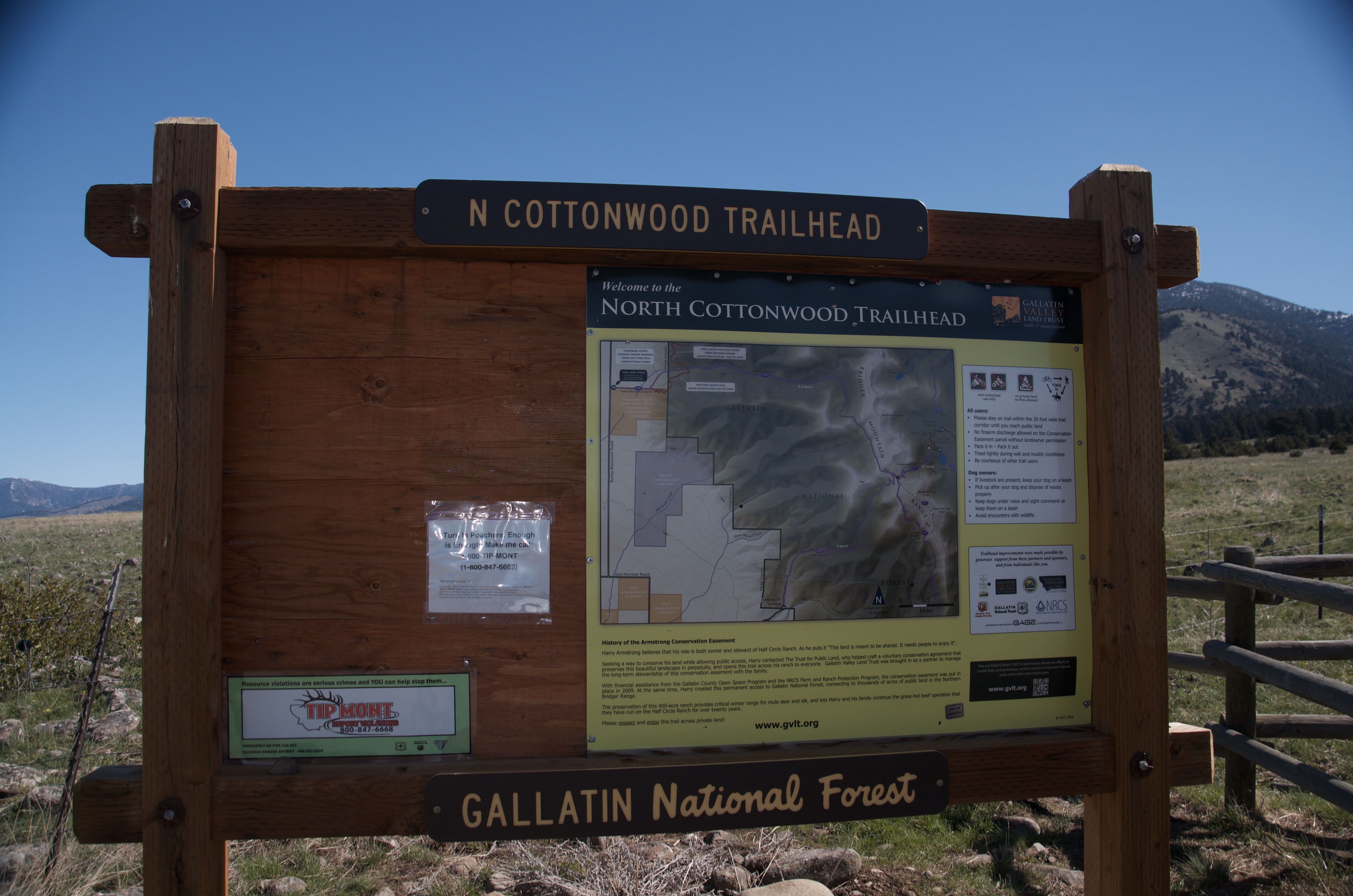 North Cottonwood Trailhead kiosk sign for Gallatin National Forest with trail map and information board
